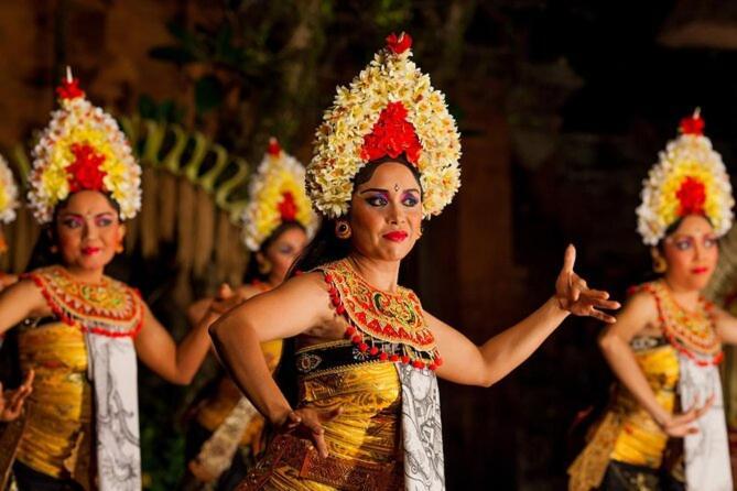 Saren Kauh Palaceॐ * Ubud